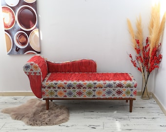 Cozy Loveseat Sofa for Small Spaces, Two-Seater Couch, Comfortable Apartment Furniture, Stylish Living Room Seating, Boho Accent Lounge