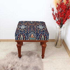 Chic Ottoman Bench, Upholstered Storage Seat, Stylish Living Room Furniture, Modern Chic Ottoman Bench, Plush Upholstered Seat, Plush Bench