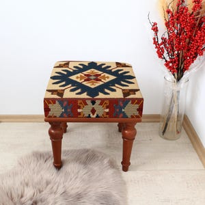 Boho Ottoman Bench 18x18&quot;, Small Entryway bench, Rug Upholstered Ottoman, Decorative Farmhouse Bench, Footstool Pouf Ottoman, Wood Bench