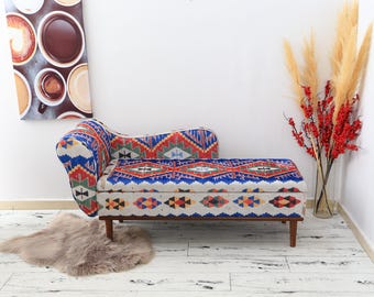 Boho Loveseat-soffa, handgjorda sittplatser i vintagestil, mysiga och snygga möbler för vardagsrum, boho chic inredning, kelim boho loveseat