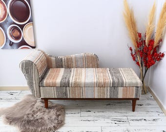 Sofá chaise longue, sofá cama, sofá tapizado, muebles hechos a mano, sillón relajante, sofá gato, sofá salón, sofá boho, SOFÁ