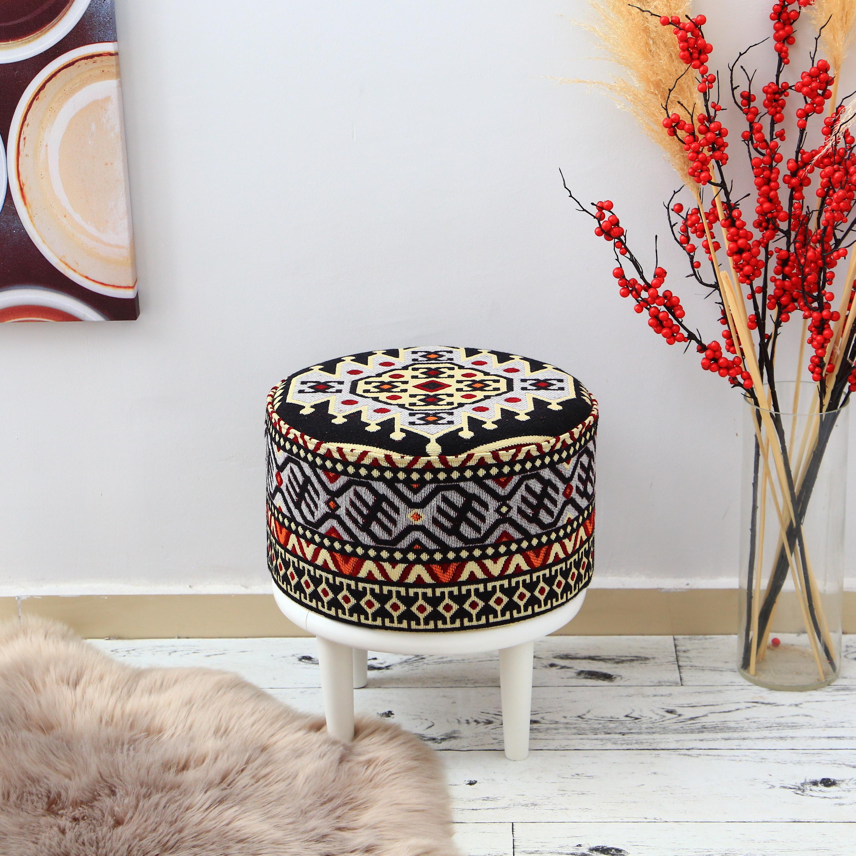 ラベンダーグレーのキリムプーフ、ラウンドトライバルオットマンシート