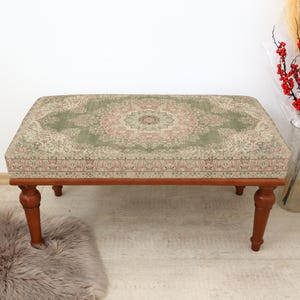 Móveis artesanais, pufe otomano, banco de tapete turco, assento longo, assento de quarto, banco de piano, banco de tapete kilim, decoração boho, banco de tapetes