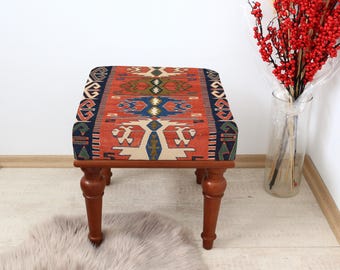 Panca Kilim in stile etnico con autentiche linee tribali, comodo