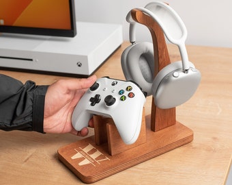 Single Controller Stand with Headphone Holder