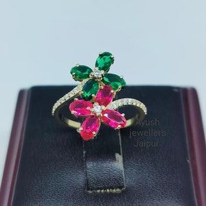 Oval Emerald Wedding Ring Ruby Cluster CZ Dimond Ring May Birthstone Stacking Wedding Ring Anniversary Ring Minimalist Promise Gift Ring