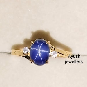 Anillo de estrella Lindy azul, anillo de oro amarillo de 14 k, anillo de zafiro estrella azul, piedra preciosa de estrella de 6 rayos, anillo de estrella ovalada, anillo de compromiso, regalo para ella.