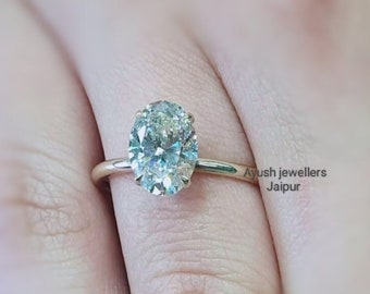 Anillo de compromiso ovalado de moissanita: solitario de plata de ley 925