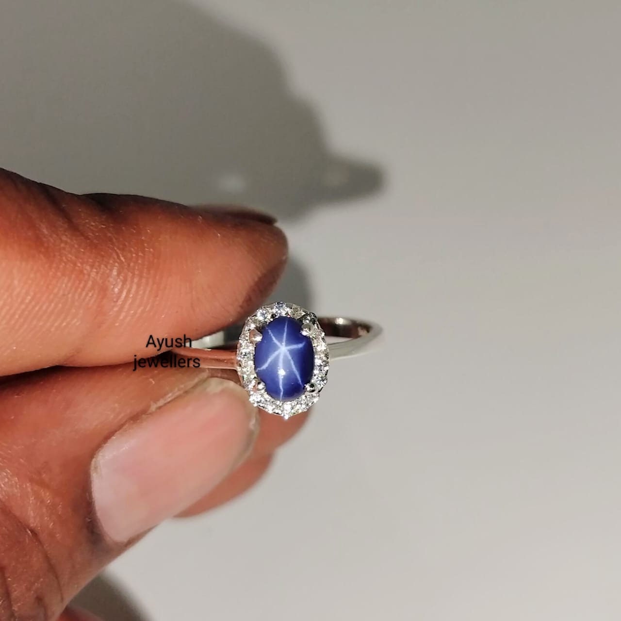Blauer Lindy Stern Ring – 925 Sterlingsilber, Handgefertigt, Mit Saphir-Design