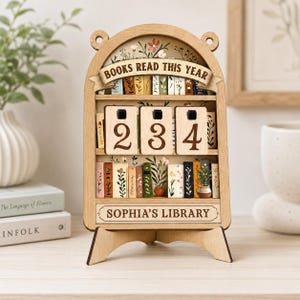 Personalized Floral Books Read Tracker, Flower Books Read This Year Counter, Bookshelf Counter with Name, Gift for Readers, Bookish Decor