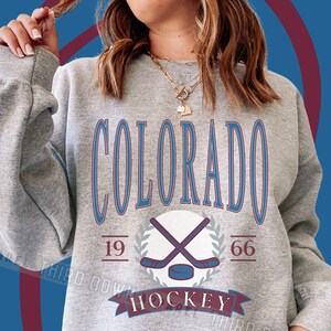 Hottertees Retro Hockey Vintage Colorado Avalanche Sweatshirt