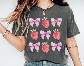 Coquette Strawberry Bow Shirt, Coquette Aesthetic Comfort Colors T-Shirt, Soft Girl Clothing, Cute Berry Tee, Coquette Gift, Fruit Lover