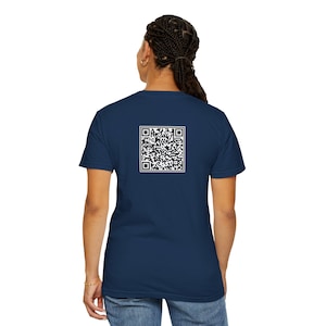 F*ck Trump QR Code TShirt, Subtle Anti Trump Shirt, FDT T-Shirt, Trump Sucks Shirt, Anti Fascist Shirt, Hidden Message Shirt, Fun Prank Gift imagem 10