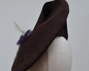 1940s Maurice de Paris, Feather trim, Brazil nut brown felt, peak, halo beret vintage hat