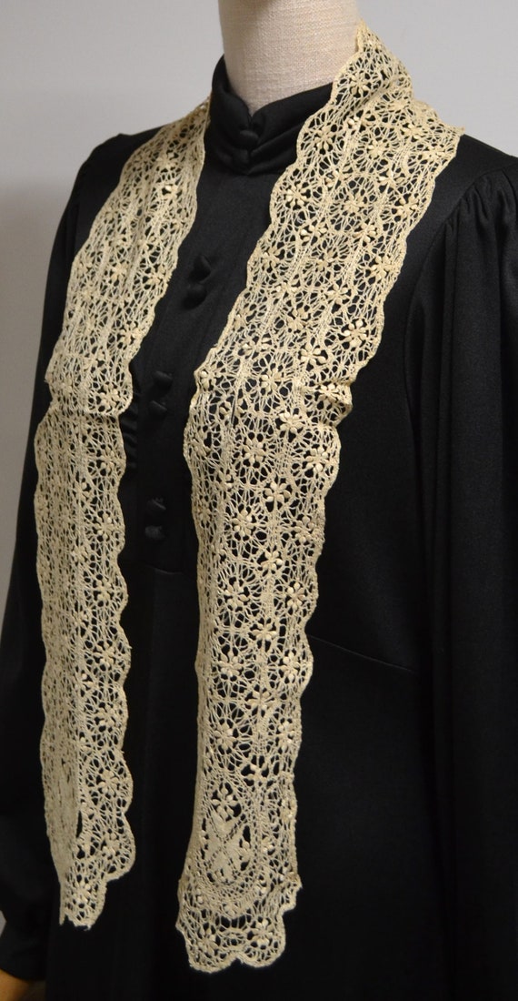 Victorian Edwardian, Crochet lace, vintage lappet… - image 3