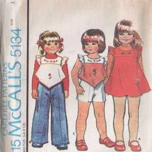 Wzór Vintage McCall&#39;s #5134 UNCUT Wzór krawiecki Haftowany akcent Dziecięca sukienka Top Spodenki Spodnie Rozmiar 1 (jeden)