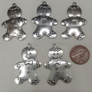 Delightful Etch Textured Gingerbread Man People Silvertone Charms Pendants Jewelry Making Components Lot of 5