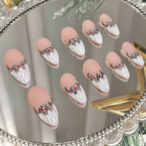 Christmas Wreath Press On Nails, White Fake Nails, Almond Press On Nail, Art Nail Press On, Fake Nail, Glue On Nail N199 image 1