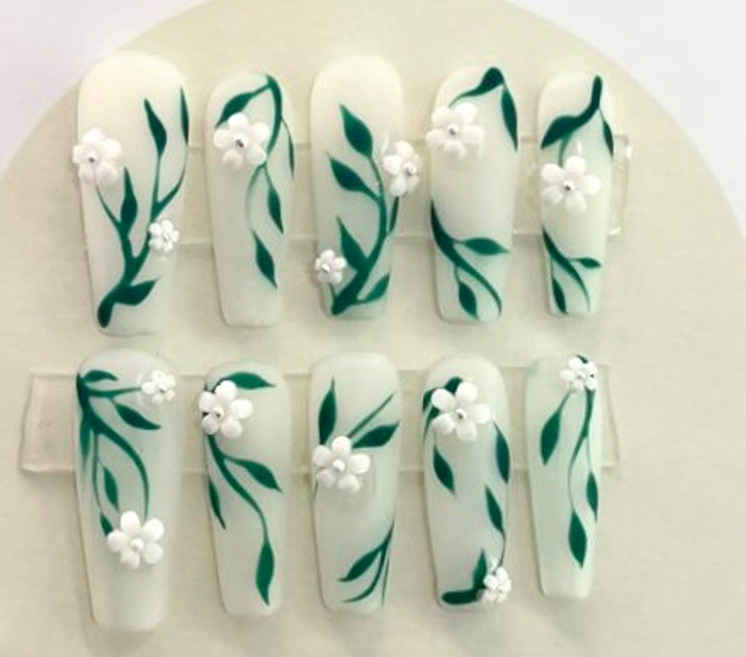 White Flowers Acrylic Nails Press on Nails Gel Custom Nails Fake Nails