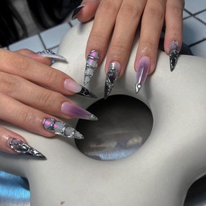 Y2K and Chrome Metallic Gel Art Arcylic Press On Nails Desgin - Elegant Nail Art | Unique Arcylic Press On Nails | Fake Nails | F219