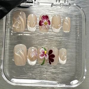 Flower Flower nails, Tropical Flower Nail. Short Nail, French nail, Pink Polish Nail, Butterfly Charm Nail, Summer Nail F720