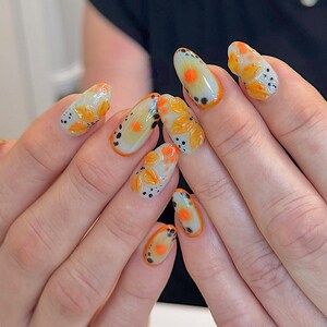 Orange Petal 3D Press On Nails, Floral Gel Nails, Artistic Fake Nails, Handmade Luxury Nails, Nail Art Design F1140