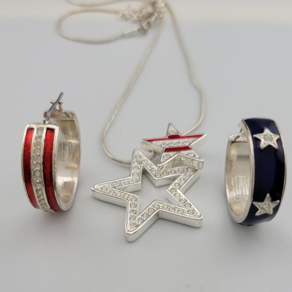 Tommy Hilfiger Red White and Blue Necklace and Ea… - image 10