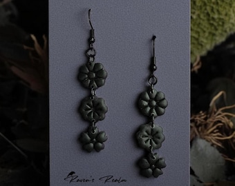 Orecchini pendenti a forma di coltello per uomo e donna, stile streetwear punk hip hop unisex - Italia