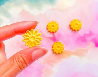 3D Printed Daisy Runner Bib Magnets: Marathon & Dance Audition Pins