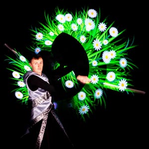 Pixel AI Poi 72 – Smart LED Poi for Flow Artists and Light Performers | Programmable Visual Poi for Festivals, Stage, and Dance Shows