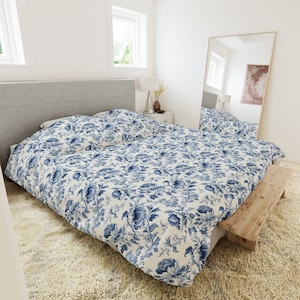 French Toile Duvet Cover | Blue Floral Duvet Cover | Victorian Bedroom Decor | Vintage Botanical Bedding | Country Farmhouse Bedding