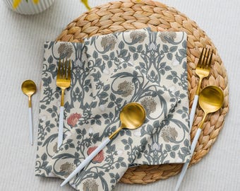 William Morris Cloth Napkins, Set of 4 Retro Vintage Antique Botanical Decor Decorative Linens Floral Art Nouveau Cottagecore Table Decor