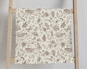Vintage Rabbit Hand Towel Natural Toile Farmhouse Cottagecore Hand Towel Botanical Bathroom Decor Forest Floral Spring Bath Towel