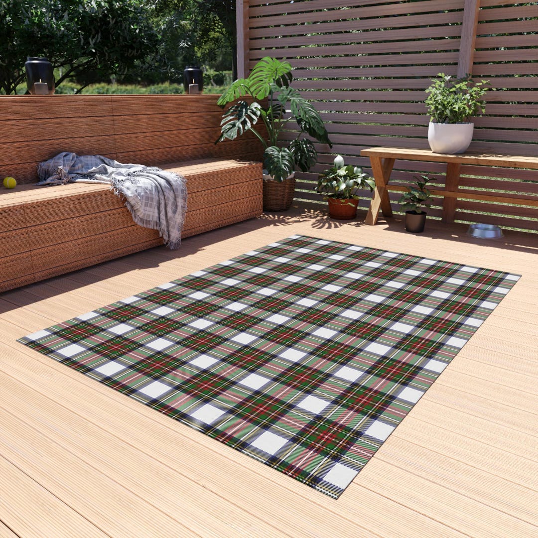 Stewart Plaid Indoor/outdoor Rug | Rustic Farmhouse Rug | Outdoor ...