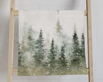 Winter Woods Hand Towel, Christmas Towel, Rustic Farmhouse Bathroom & Kitchen Decor, Cottagecore, Snowy Forest, Yule, Fir