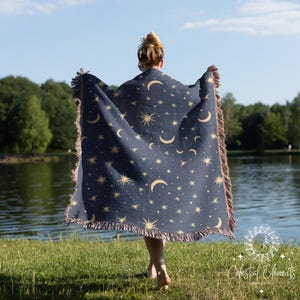 Vintage Celestial Woven Blanket | Moon and Stars Print | Bohemian Throw Blanket | Boho Decor | Woven Tapestry | Witchy Rug Home Decor Gift