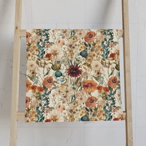 Botanical Hand Towel | Wildflowers | Cottagecore Bathroom Decor | Whimsical Bath Decor | Floral Hand Towel | Botanical Bath Towel