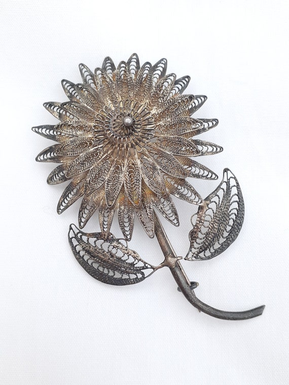 Vintage continental silver filigree Flower brooch