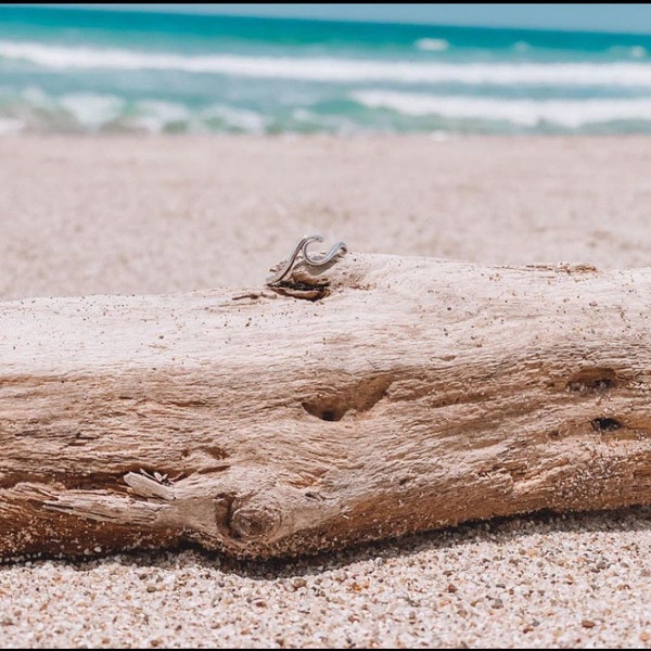 Sterling Silver Wave Ring Stacker Waterproof Non-Tarnish Dainty Ocean Wave Ring Surfer Beach Minimalist Jewelry Sizes 4-9