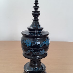 Handmade Burmese Lacquerware Buddhist Offering Bowl