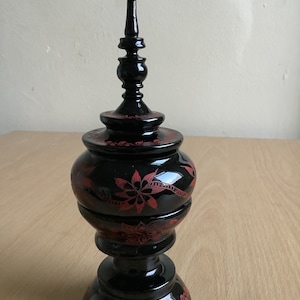 Handmade Burmese Lacquerware Buddhist Offering Bowl