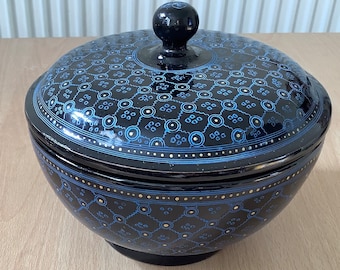 Burmese Handmade Lacquerware With Lidded Bowl, Noodle Bowl, Soup Bowl, Food Bowl