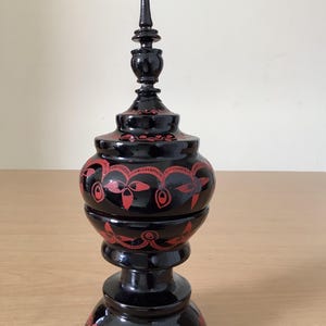 Handmade Burmese Lacquerware Buddhist Offering Bowl
