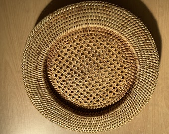 Handmade & Handcrafted Burmese Food Serving Plate Mat Circle Shaped, Made of Cane