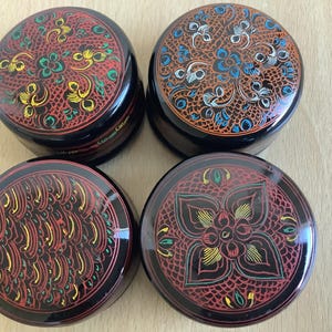 Handmade Burmese Lacquerware Circled Storage Box