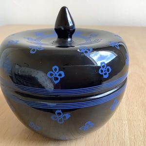 Handmade & Handcrafted Lacquered Burmese  apple Bowl.
