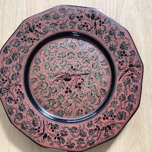 Burmese Lacquered Gold Handmade Food Serving Plate Circle shaped, Peacock Tail design