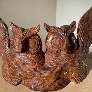 Hand Carved Wooden Owl couple Figure & Sculpture, Natural Wood Carving, Wooden Owl Figure, Wooden Owl couple Sculpture.