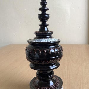 Handmade Burmese Lacquerware Buddhist Offering Bowl