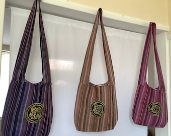 Borsa grande ricamata con elefante realizzata a mano e realizzata a mano